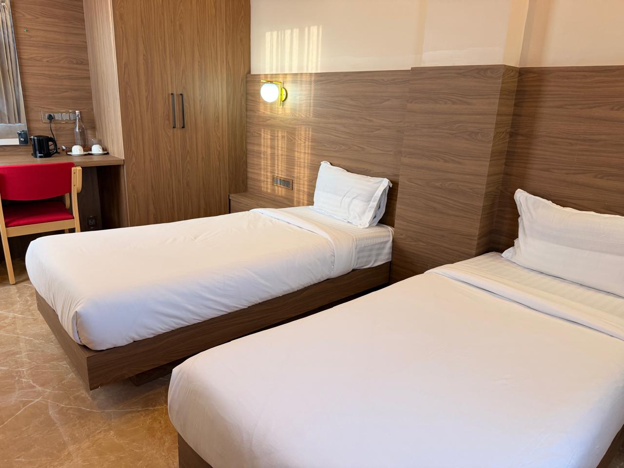 Standard Twin Room